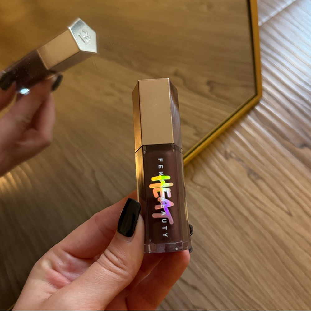 Fenty Beauty Gloss Bomb Heat in Rich Brown